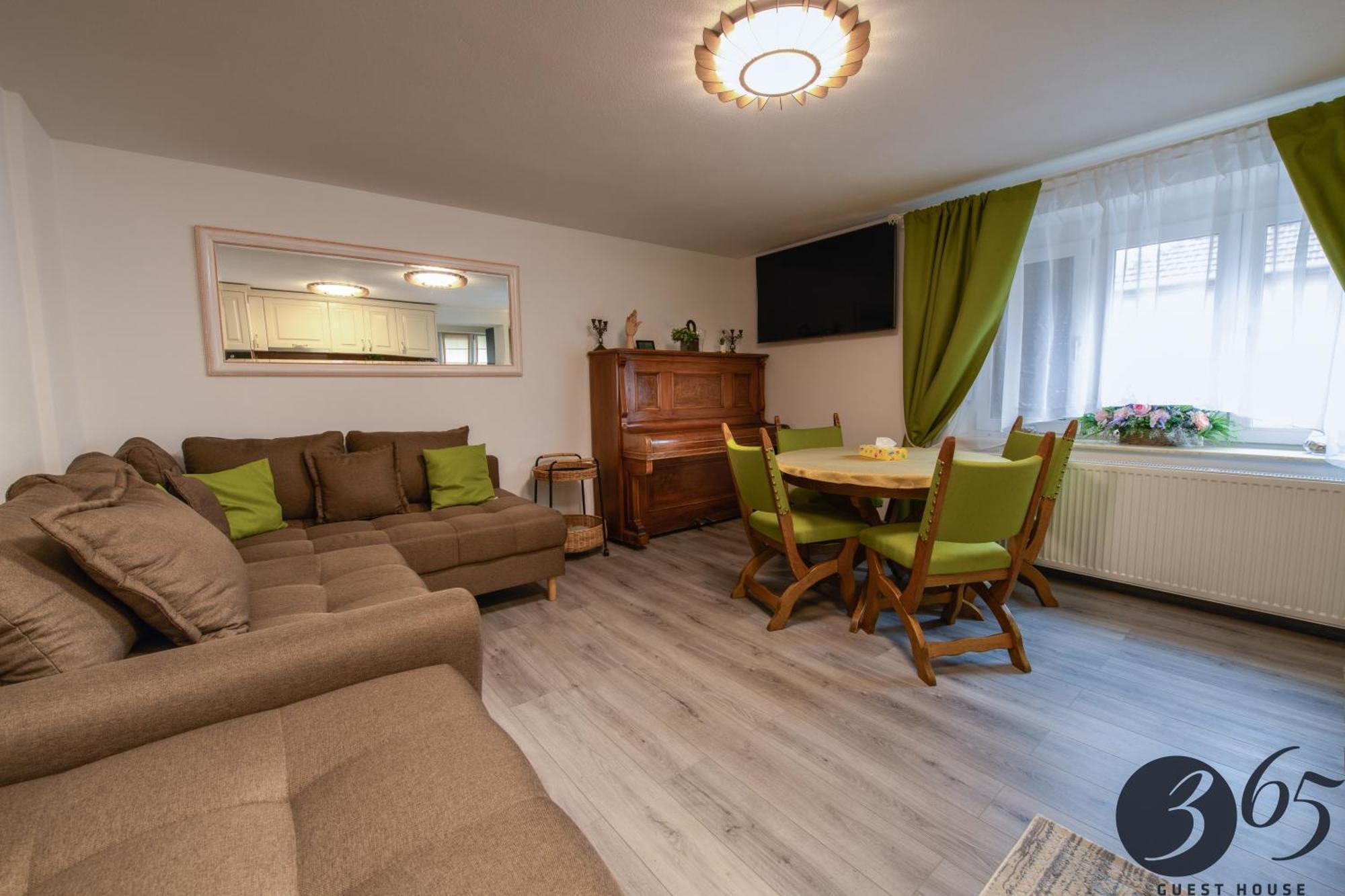 365 Guest House Hunedoara Zewnętrze zdjęcie