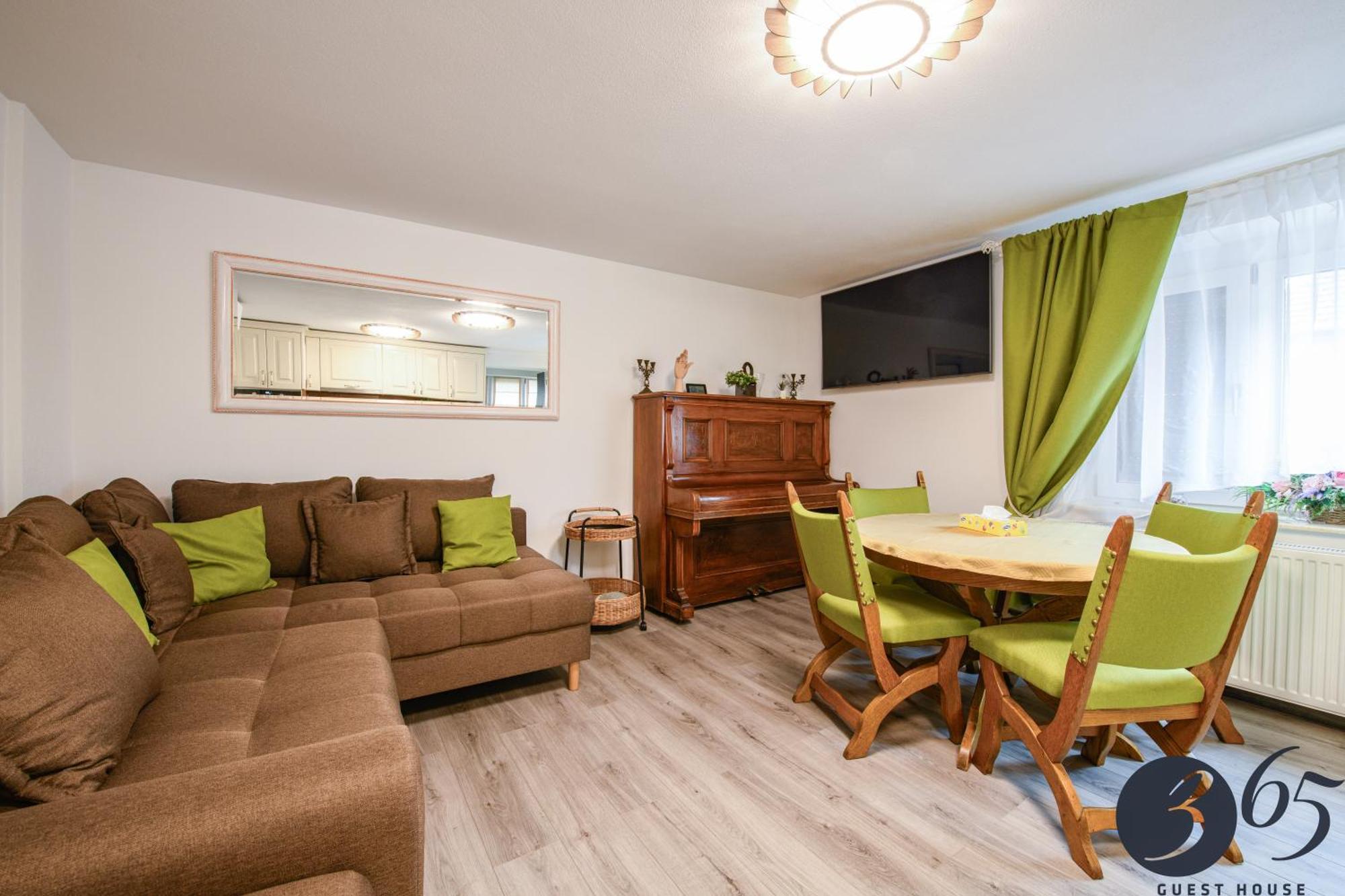 365 Guest House Hunedoara Zewnętrze zdjęcie